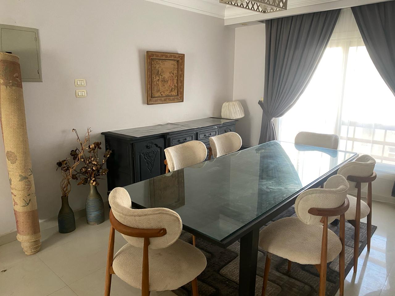 شقة في مدينتي 145 م2 للإيجار مفروش تشطيب خاص 30,000 ج 